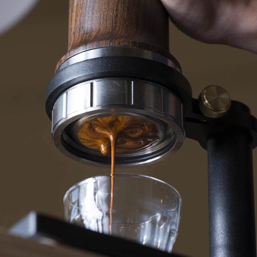 Aram Espresso Maker – Manueller Espresso mit Manometer (inkl. Steel Support)